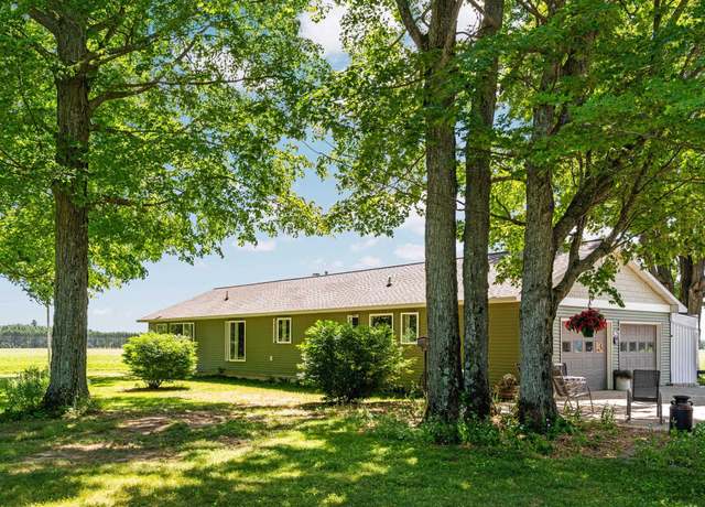 Property at 2666 SE Pontius Rd, Kalkaska, MI 49646, 3 beds, 2.5 baths