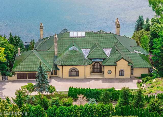 Property at 1567 Island Ln, Bloomfield Hills, MI 48302, 4 beds, 6.5 baths