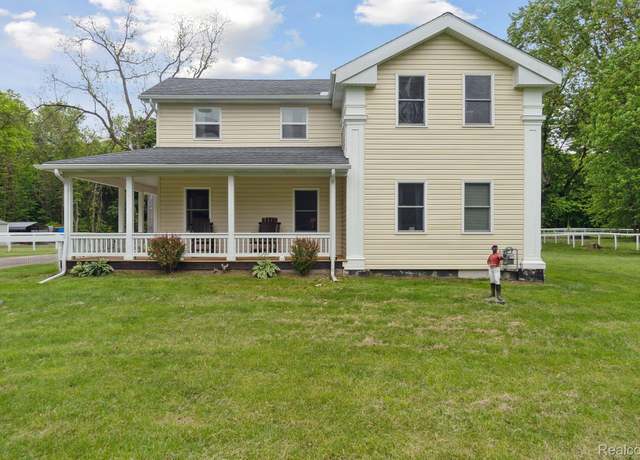 Property at 5160 N Milford Rd, Highland, MI 48356, 3 beds, 2.5 baths
