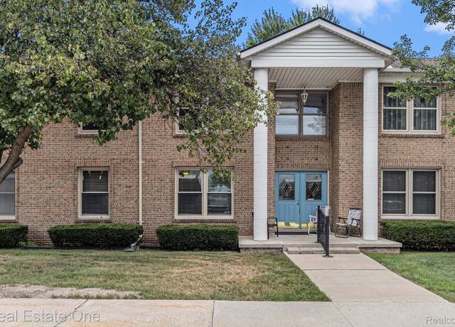 Property at 275 Maywood St #13, Marysville, MI 48040, 2 beds, 1 bath