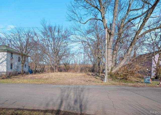 Property at 2825 Carleton Ave, Kalamazoo, MI 49048