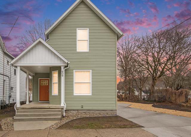 Property at 609 Lincoln Ave NW, Grand Rapids, MI 49504, 3 beds, 1 bath