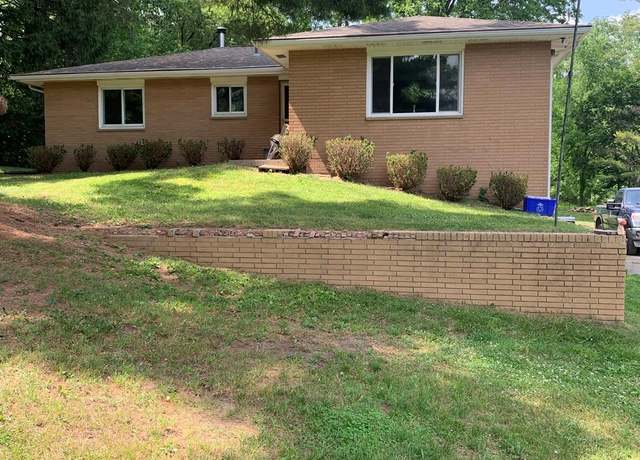 Property at 2660 Bowen Rd, Howell, MI 48855, 3 beds, 1 bath