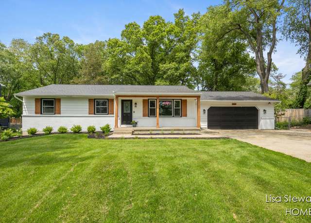 Property at 3305 Thorncrest Dr SE, Grand Rapids, MI 49546, 4 beds, 3 baths