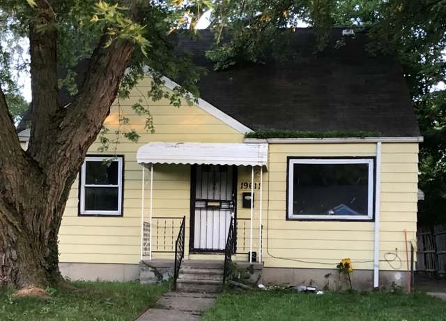 Property at 19611 W Chicago St, Detroit, MI 48228, 3 beds, 1 bath