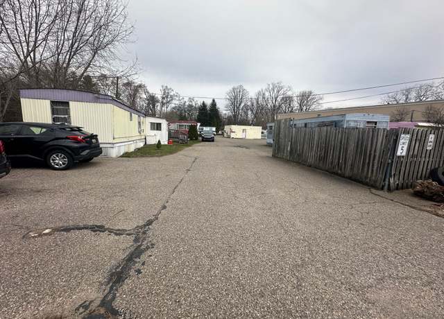 Property at 28730 Grand River Ave, Farmington Hills, MI 48336, 22 beds, 22 baths