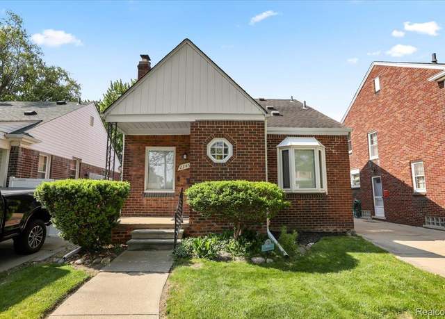 Property at 2245 Vinewood St, Wyandotte, MI 48192, 3 beds, 2 baths