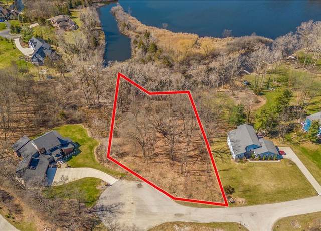 Property at 10468 Oak Shore Dr, South Lyon, MI 48178