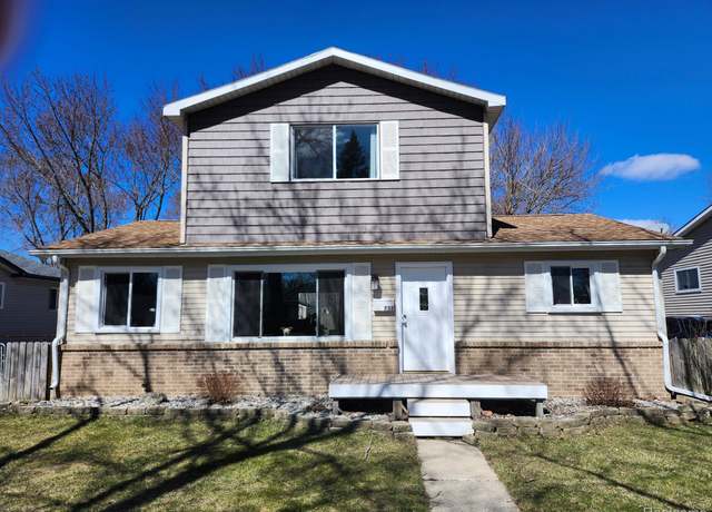 Property at 732 Hartner Dr, Holly, MI 48442, 3 beds, 2 baths