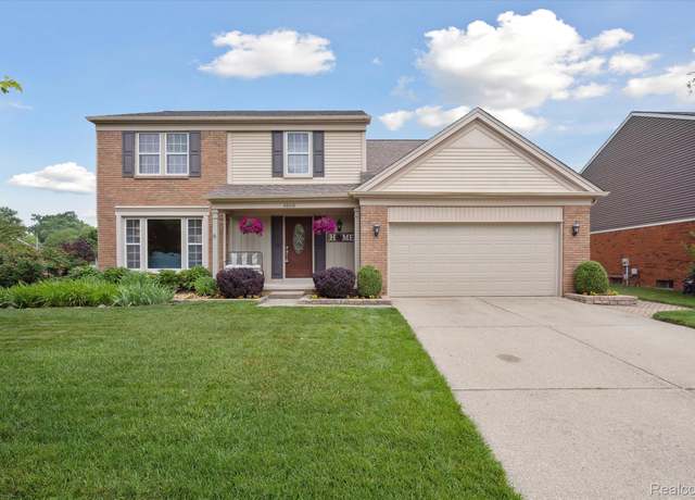 Property at 46518 E Oak Manor Ct, Canton, MI 48187, 4 beds, 2.5 baths