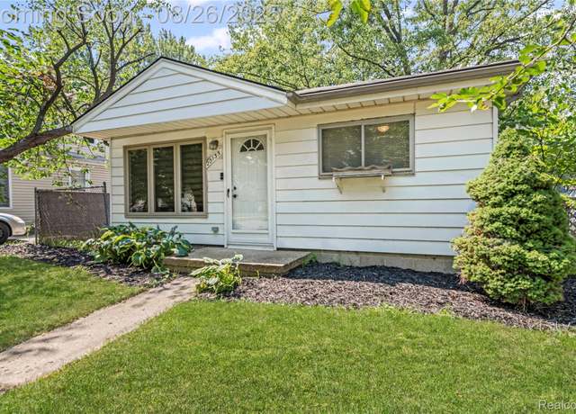Property at 20135 Saint Francis St, Livonia, MI 48152, 3 beds, 1 bath