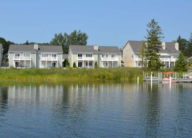 Property at 2803 W Shore Dr, Central Lake, MI 49622, 1 bed
