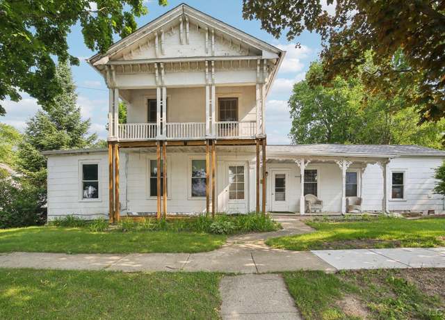 Property at 111 Washington St, Clinton, MI 49236, 4 beds, 1 bath