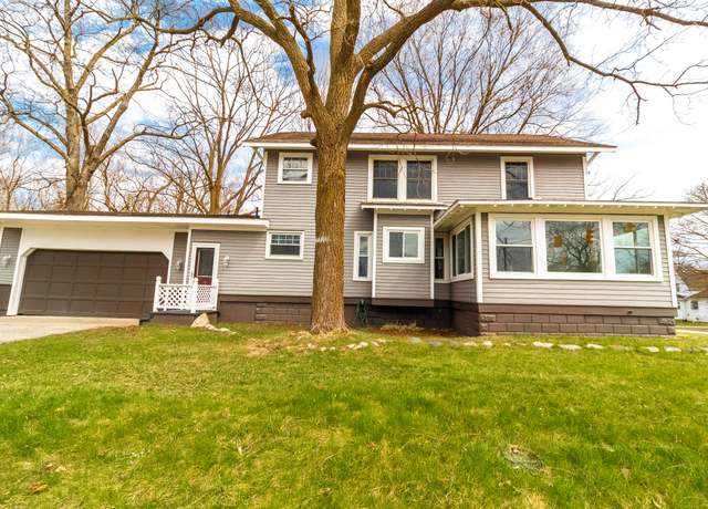 Property at 938 W Oregon St, Lapeer, MI 48446, 4 beds, 1.5 baths