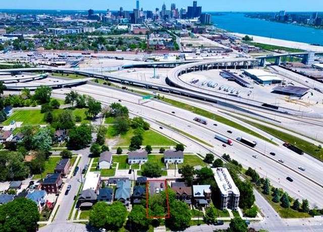 Property at 266 W Grand Blvd, Detroit, MI 48216