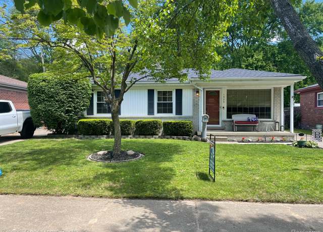 Property at 1525 Ackley Ave, Westland, MI 48186, 3 beds, 1 bath