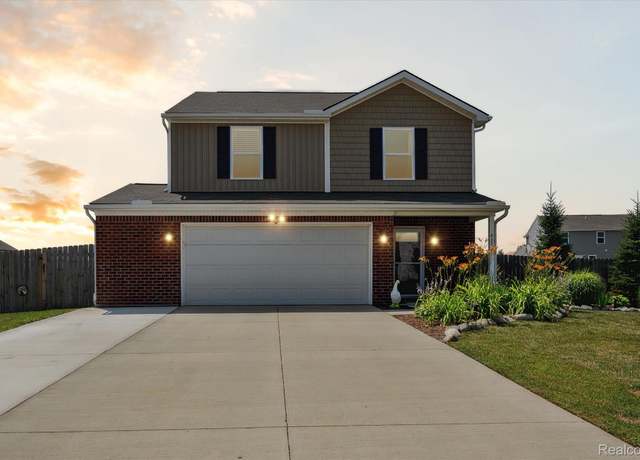 Property at 4159 Woodchuck Ln, Swartz Creek, MI 48473, 3 beds, 2.5 baths