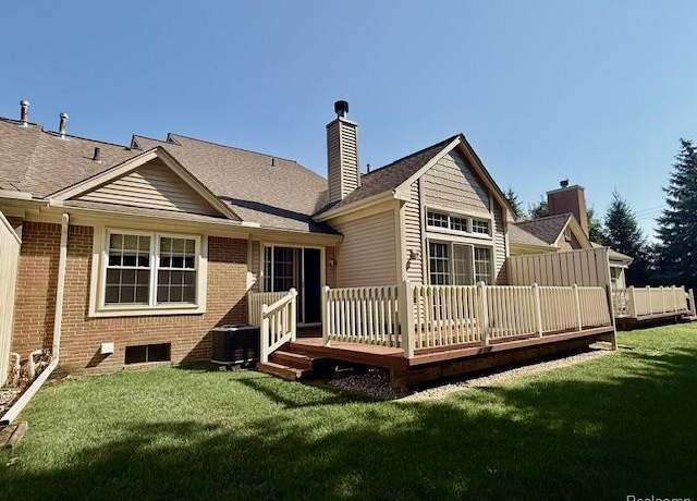 Property at 46449 Killarney Ct #160, Canton Charter Township, MI 48188, 3 beds, 2.5 baths