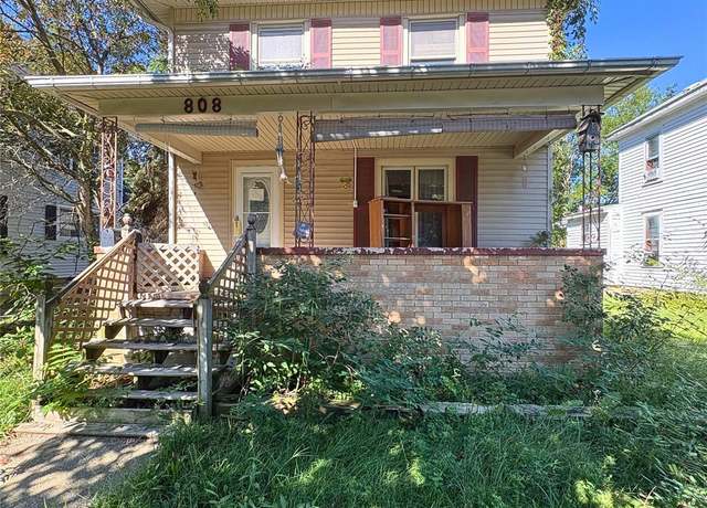 Property at 808 Division St, Owosso, MI 48867, 3 beds, 1.5 baths