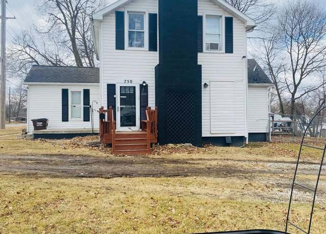 Property at 750 Dennis St, Adrian, MI 49221, 3 beds, 2 baths