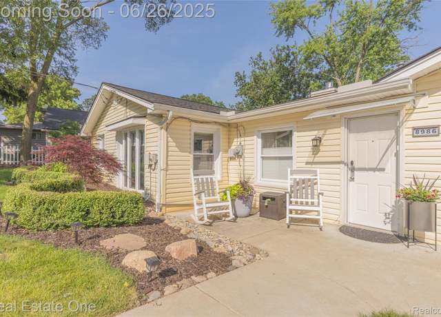 Property at 8986 Rushside Dr, Pinckney, MI 48169, 3 beds, 2 baths