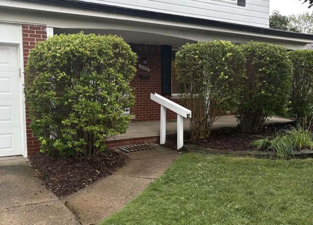 Property at 34646 Amsterdam Dr, Sterling Heights, MI 48312, 4 beds, 1.5 baths