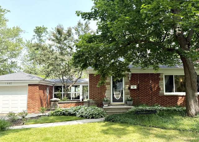 Property at 1440 Cornell Dr SE, Grand Rapids, MI 49506, 4 beds, 2 baths