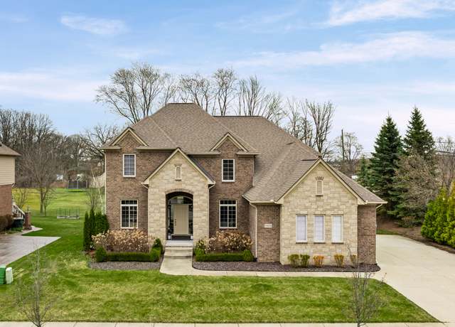 Property at 55038 Timbers Edge Dr, Shelby Twp, MI 48316, 4 beds, 3.5 baths