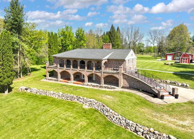 Property at 607 Letts Rd, Oakland, MI 48363, 6 beds, 3.5 baths