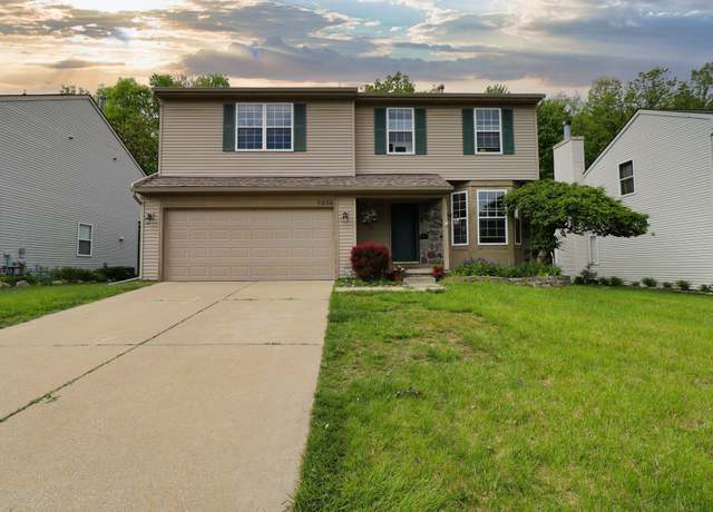 Property at 5626 Lockwood Dr, Waterford, MI 48329, 4 beds, 2.5 baths