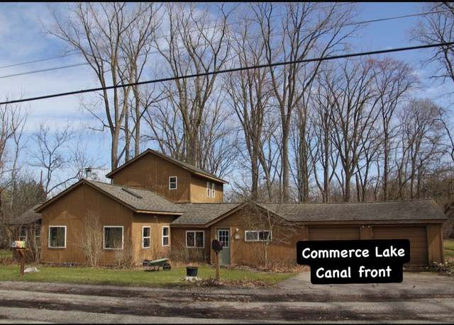 Property at 633 Appalachi St, Commerce Twp, MI 48390, 3 beds, 2 baths
