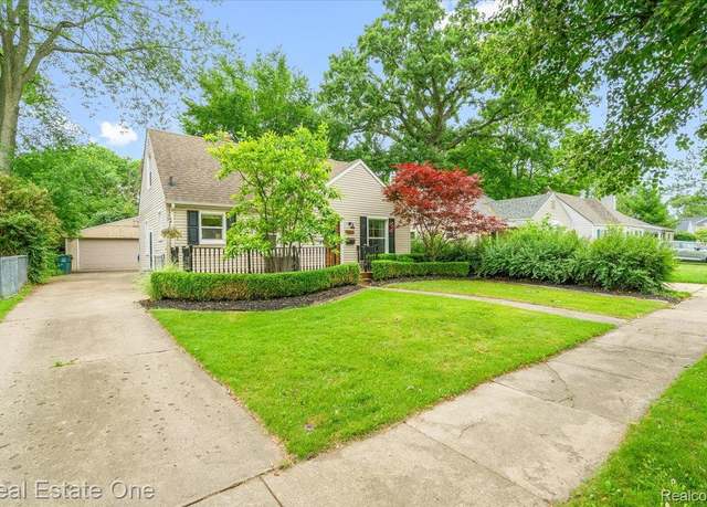 Property at 2727 Phillips Ave, Berkley, MI 48072, 3 beds, 1 bath