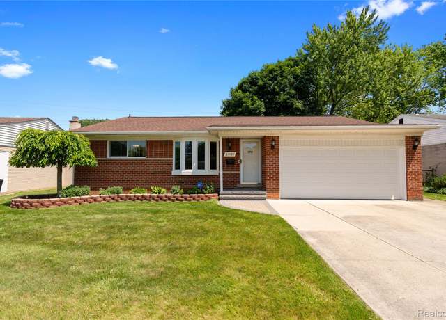 Property at 1637 S Sutton St, Westland, MI 48186, 3 beds, 2.5 baths