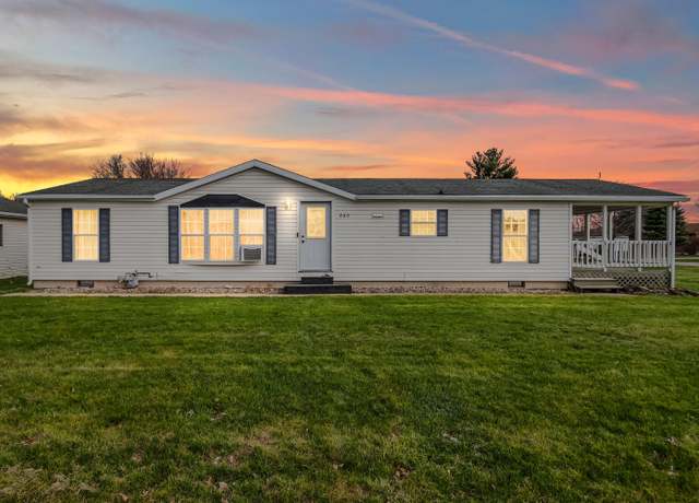 Property at 860 Lawrence St, Quincy, MI 49082, 3 beds, 2 baths