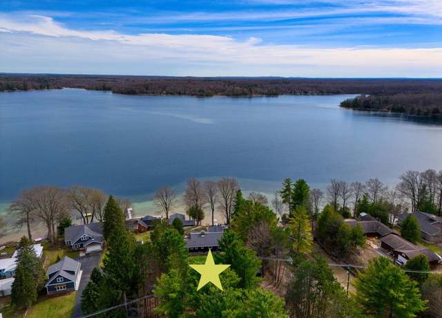 Property at 19471 Maple St, Lake Ann, MI 49650, 5 beds, 3 baths