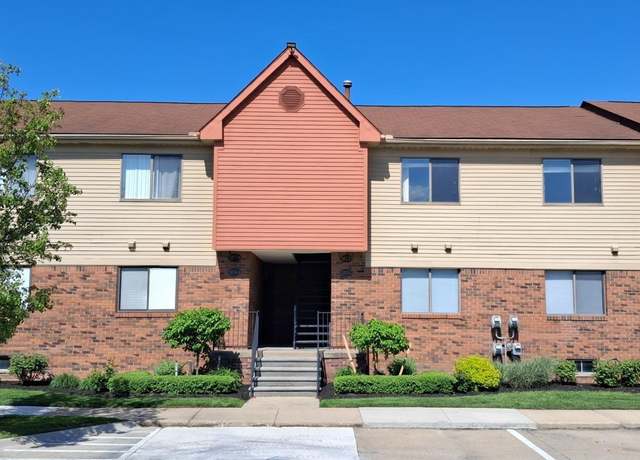 Property at 38770 Lanse Creuse St, Harrison Township, MI 48045, 2 beds, 2 baths