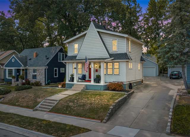 Property at 817 Fernwood Rd, Royal Oak, MI 48067, 3 beds, 2.5 baths