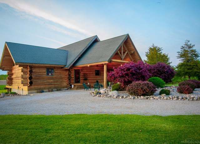Property at 13612 W Beecher Rd, Hudson, MI 49247, 3 beds, 2.5 baths