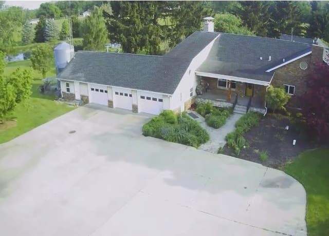 Property at 17787 Indian Prairie Rd, White Pigeon, MI 49099, 3 beds, 4 baths