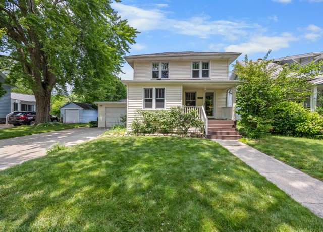 Property at 1471 Kensington Dr, Ann Arbor, MI 48104, 3 beds, 2 baths