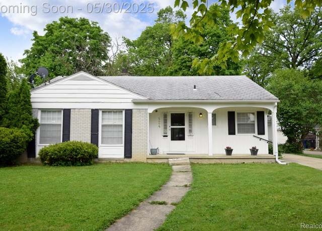 Property at 624 Maxine St, Flint, MI 48503, 3 beds, 1.5 baths