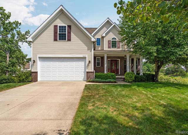 Property at 3622 N Wilson Ct, Dexter, MI 48130, 5 beds, 3.5 baths