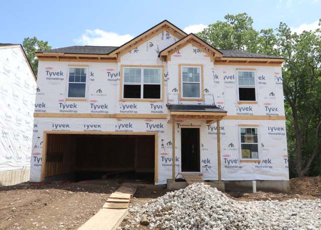 Property at 540 Lake Village Ave, Waterford, MI 48328, 4 beds, 2.5 baths