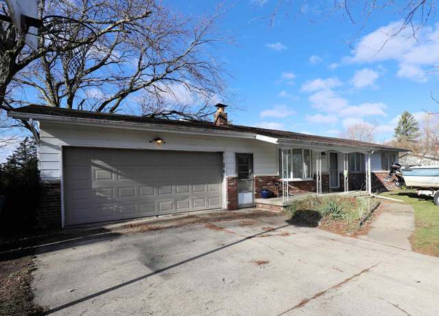 Property at 1333 N Seymour Rd, Flushing, MI 48433, 3 beds, 2 baths