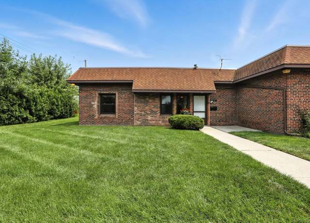 Property at 22717 Garfield St, St Clair Shores, MI 48082, 2 beds, 2 baths