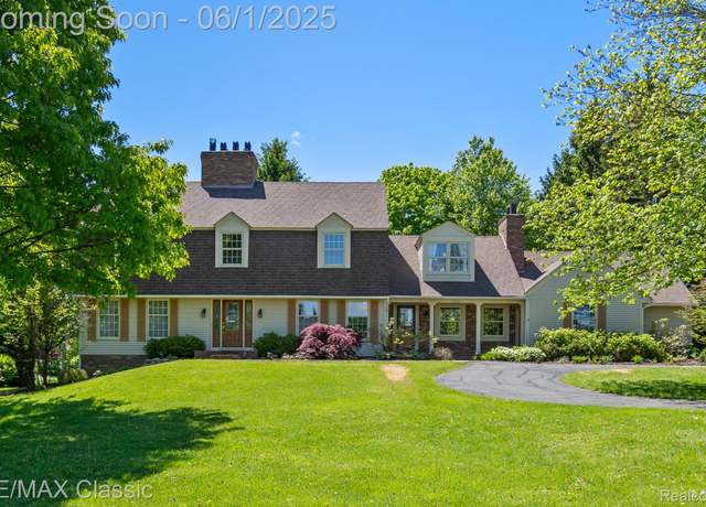 Property at 13310 Rolston Dr, Plymouth, MI 48170, 5 beds, 2.5 baths