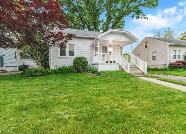 Property at 429 Linden Ave, Royal Oak, MI 48073, 3 beds, 1 bath