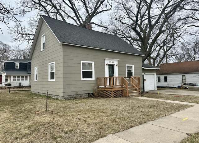 Property at 1543 Park St, Muskegon, MI 49441, 3 beds, 1 bath