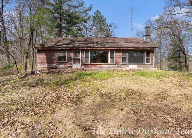 Property at 1092 54th Street St, Fennville, MI 49408, 3 beds, 1.5 baths