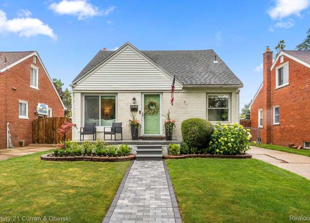 Property at 13640 Hart St, Oak Park, MI 48237, 3 beds, 2 baths